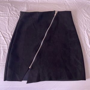 Pretty Little Thing PLT Skirt US 4